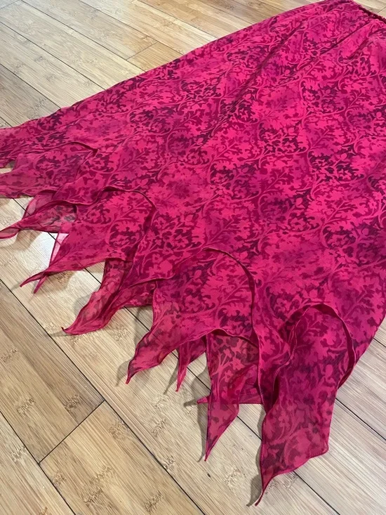 Y2K Chico's Red Damask Asymmetrical Point-Hem Flame Maxi Silk Skirt Whimsigoth - Picture 2 of 8